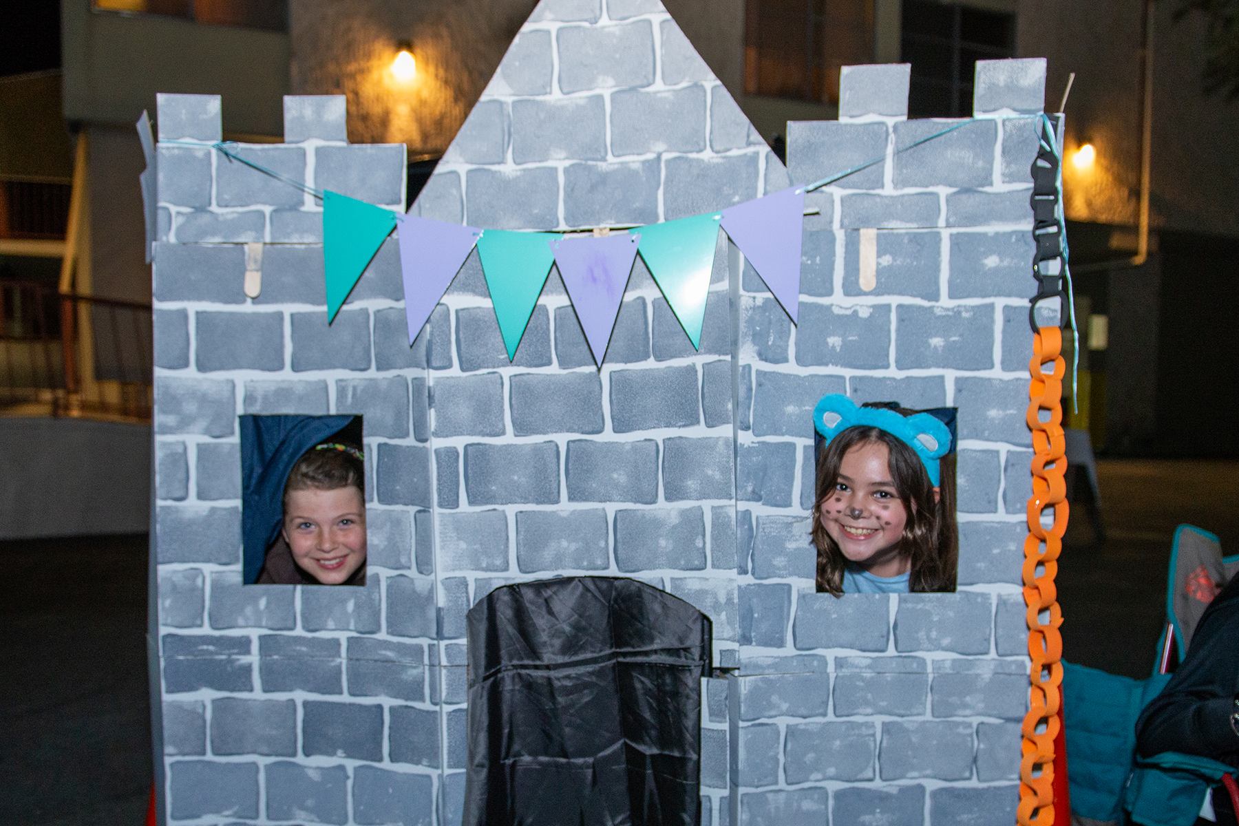 2410CM_TrunkOrTreat_LS07