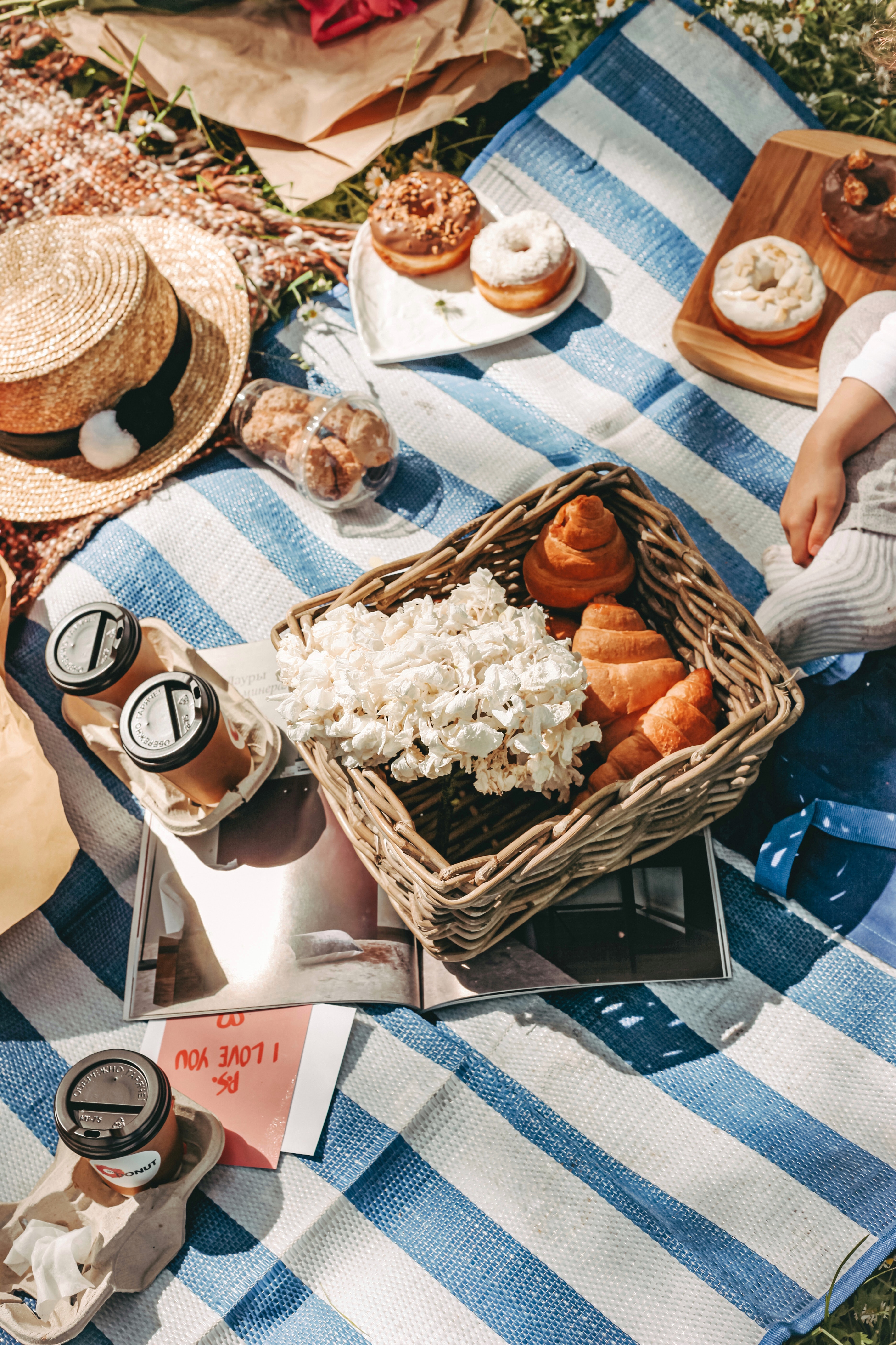 picnic unsplash