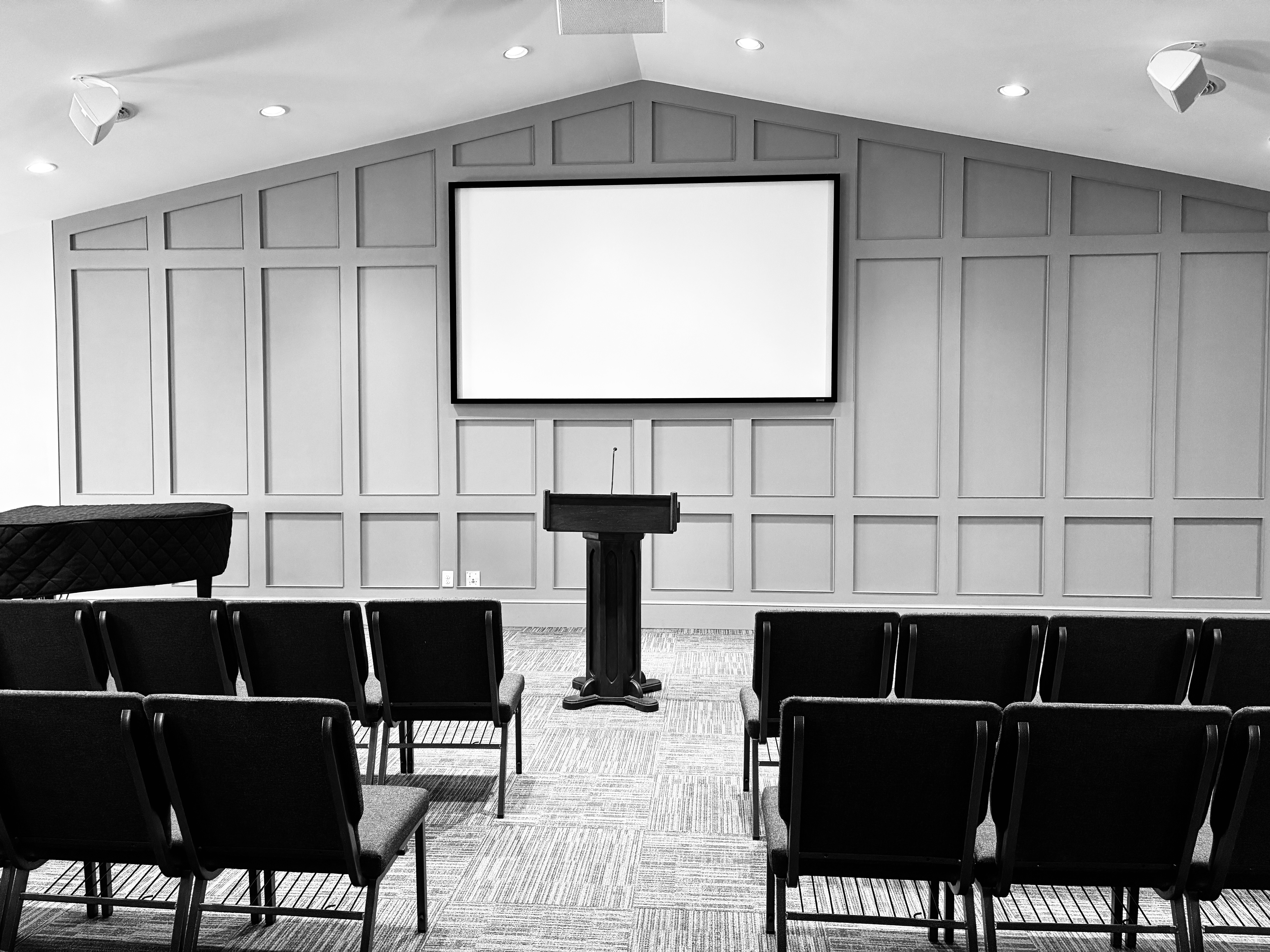 Join us on Wednesday Nights This Summer.