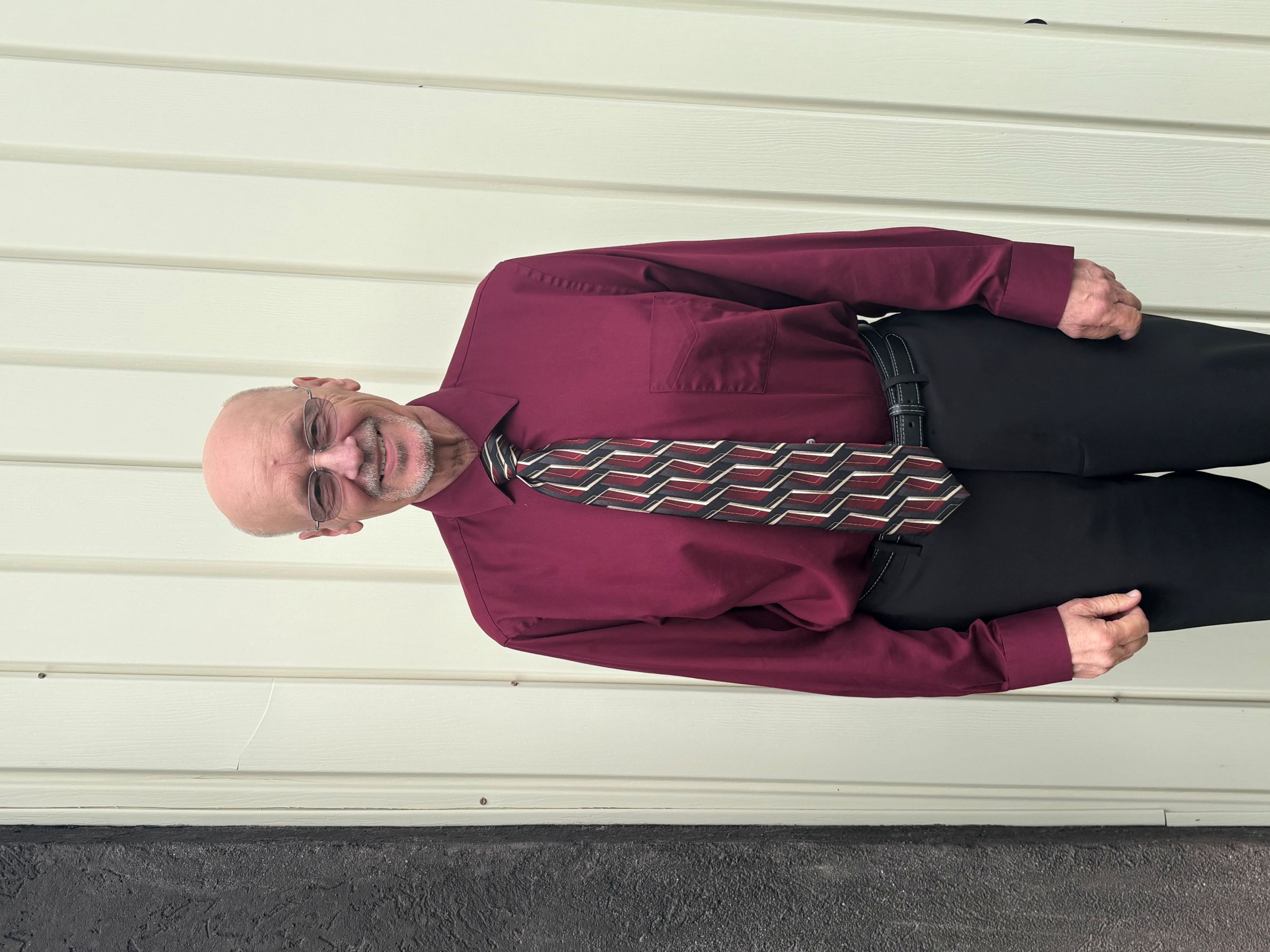 Pastor Lee