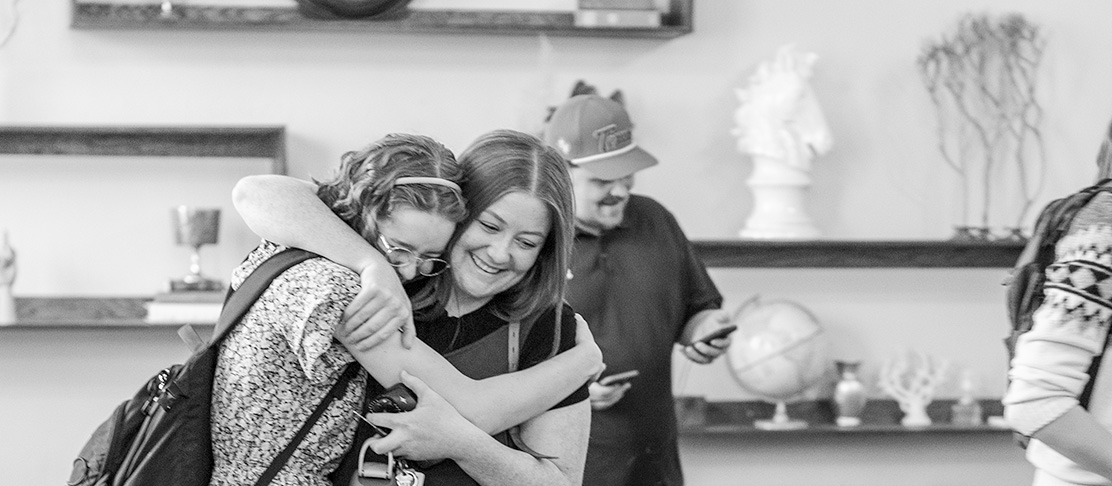 Internship Hug BW