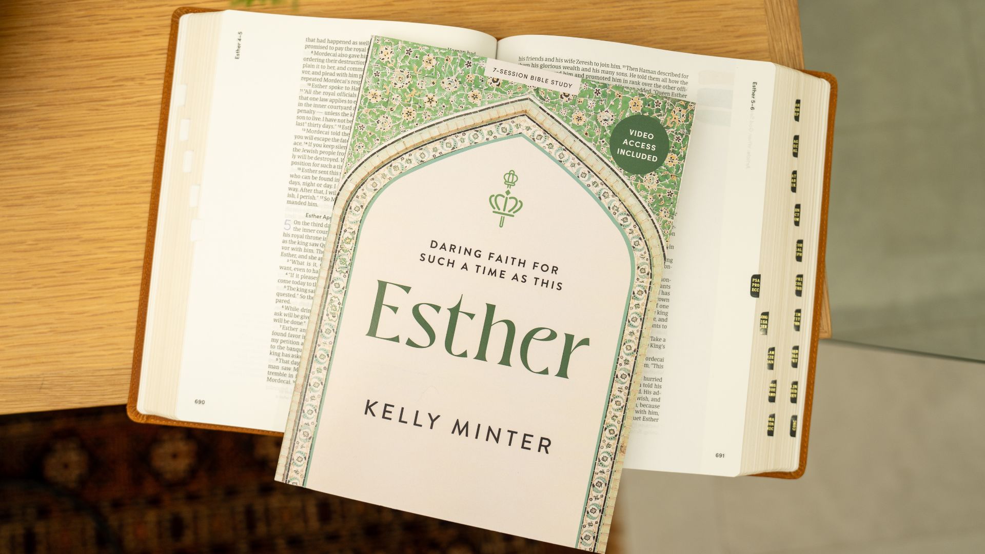 Esther 2026