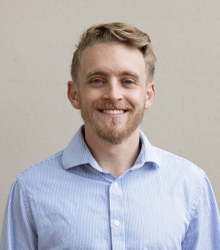 2A11075D-0B50-4554-B0E7-C0F9A0DACA96