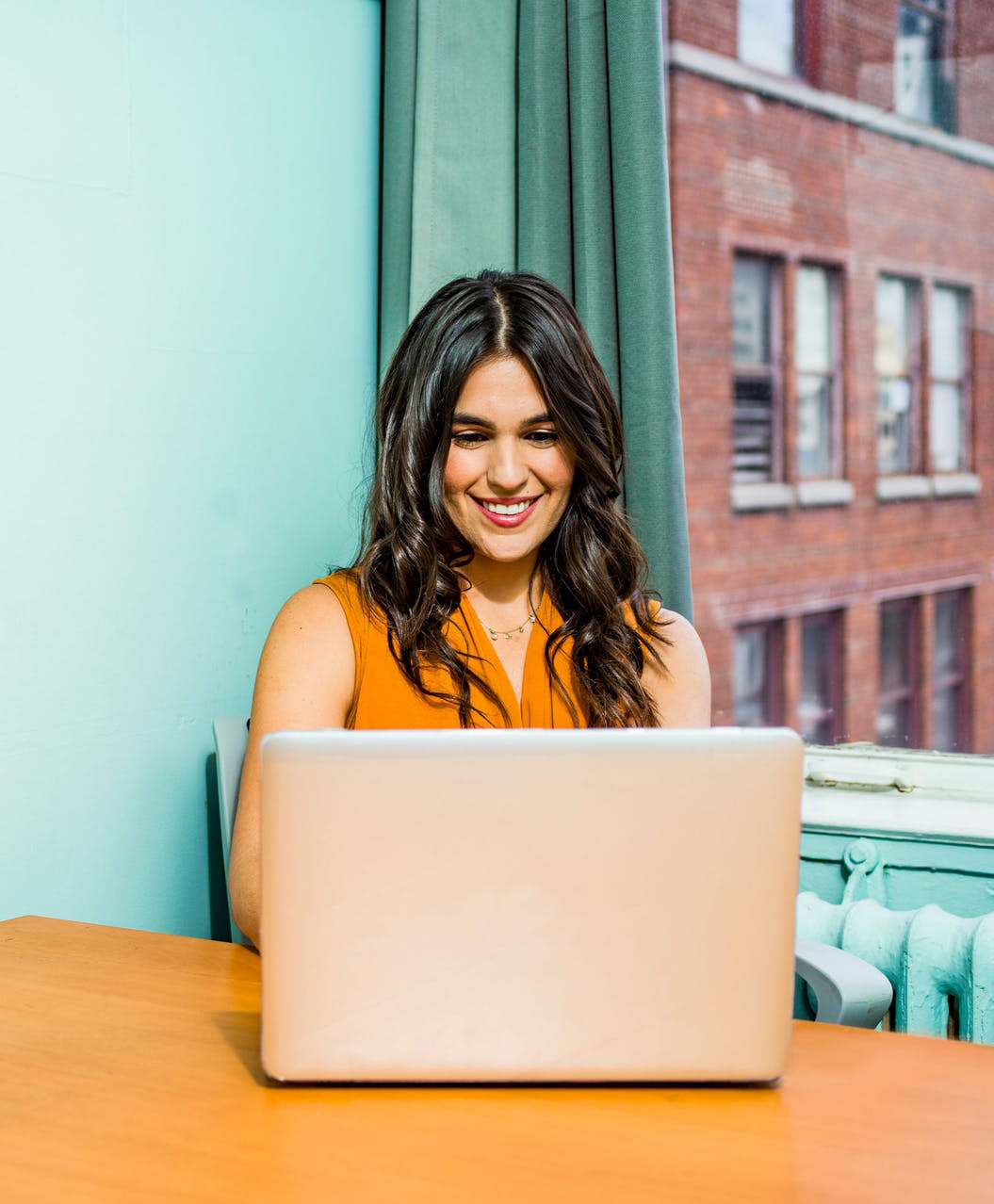 Girl at computer_crop