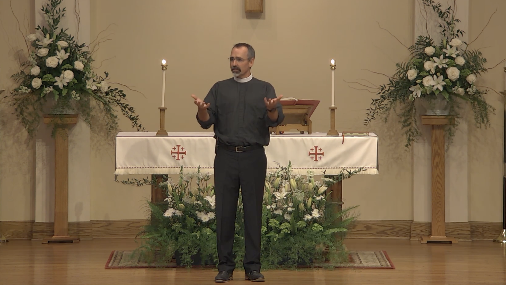 Mikepreachingeaster2