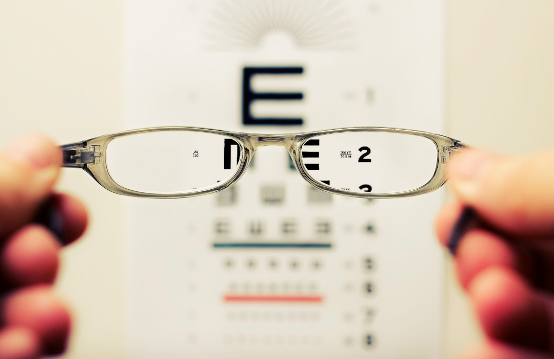 glasses-eye-test