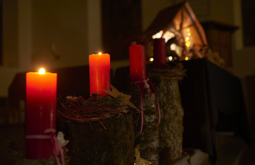 2Advent_FRM2045Featured image