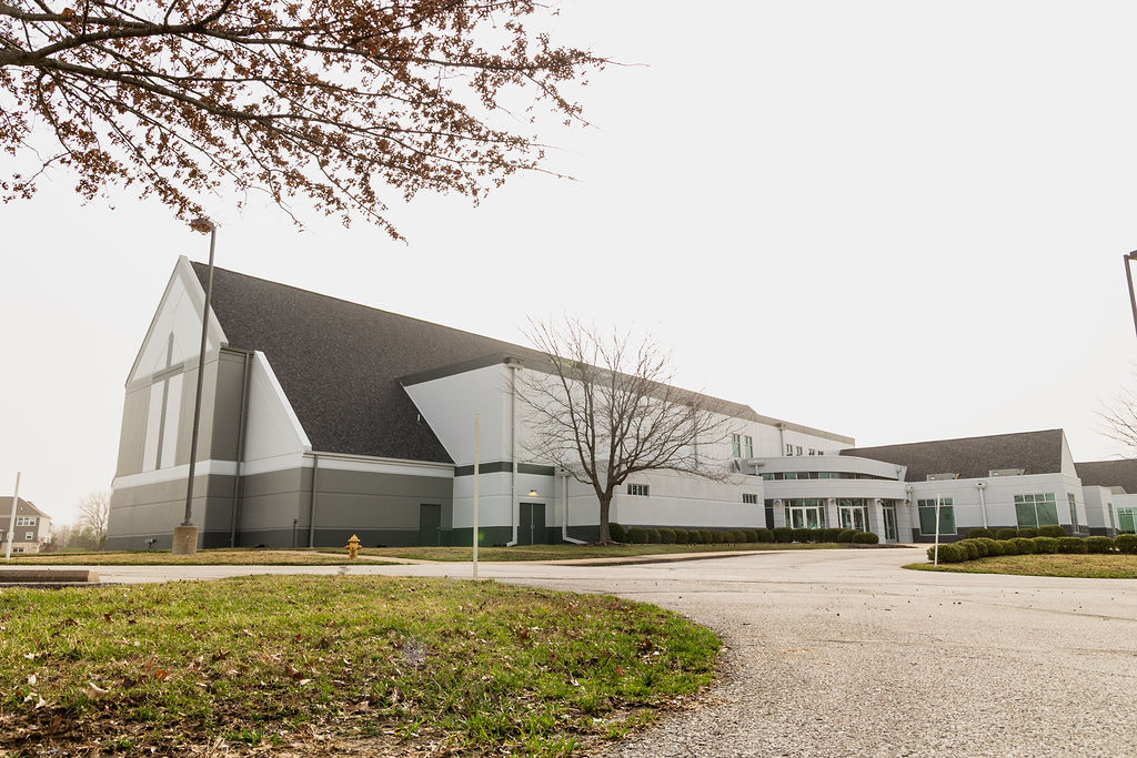 right floating image