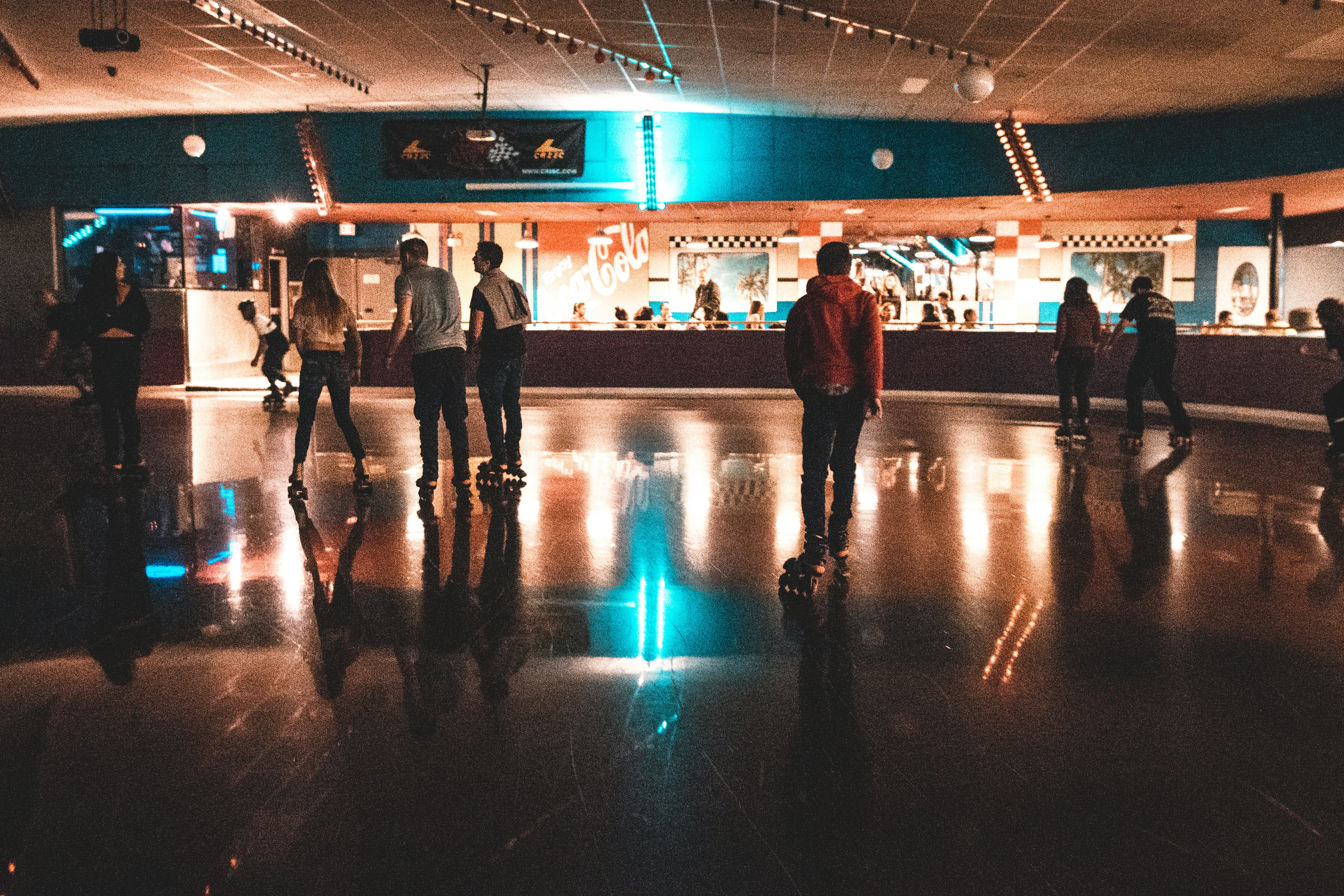 lukas-schroeder-MTwzYSHnoXE-unsplash image
