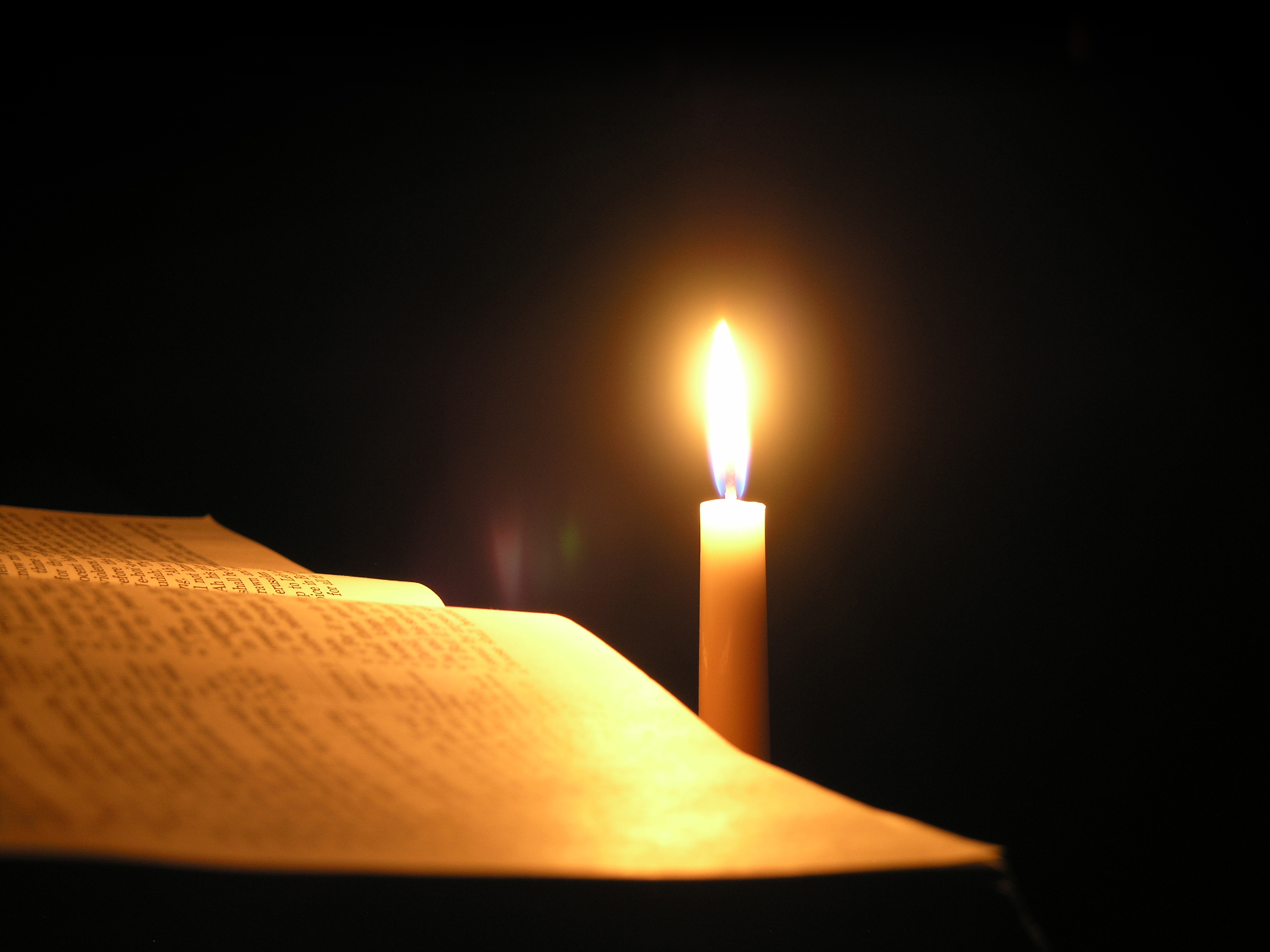 34096_Candlelight_&_Bible image