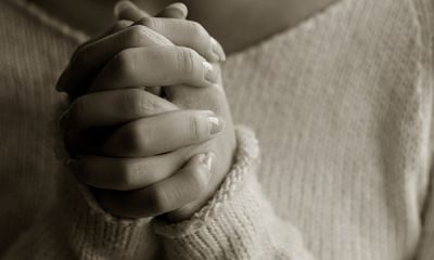 praying hands_opt