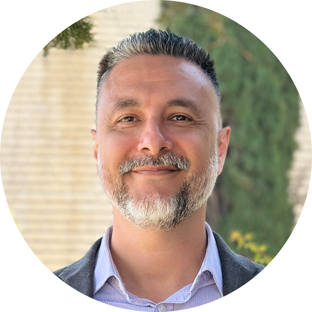 Jaime Circle Portrait Sample