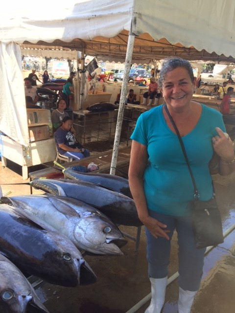 Philippines 2019 - 22 Andrea and the tuna 2